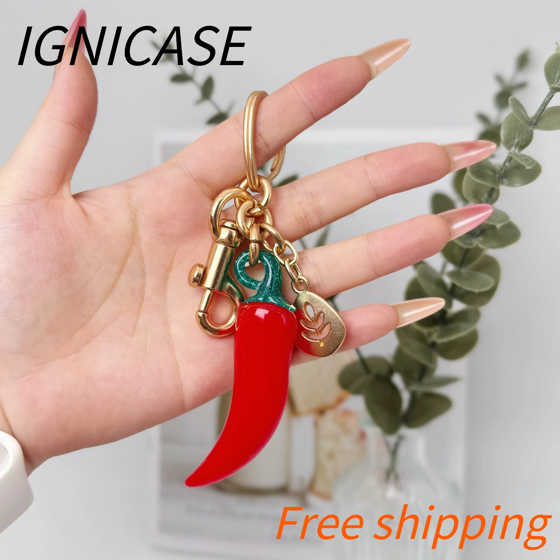 

IGNICASE Hot-selling Resin Pepper Keychain Pendant Women's Bag Accessories Car Keychain Cute Gift Pendant Tide Bag Accessories