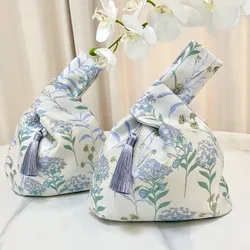 1/4 Pcs/Lot Retro Chinese Gift Bag New Tassel Gold Silk Jacquard Wrist Bag Holiday Supplies Exquisite Packaging Bag Large Size