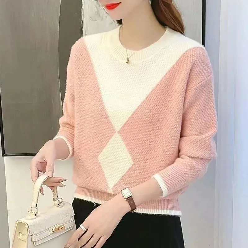 New Winter Fashion Colorblock Imitation Mink Fleece Round Neck Loose Versatile Commuter Women\'s Knitted Long Sleeve Sweater