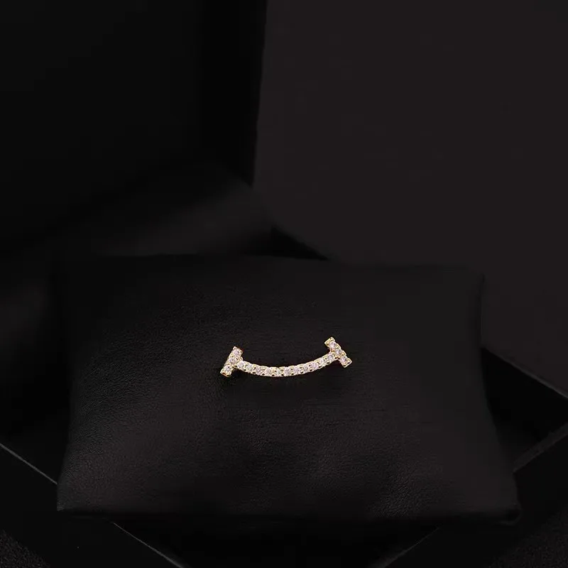 

Модная брошь-булавка с бантом и камнем «кошачий глаз» для женщин, универсальная и милая, предотвращает расстеливание лацканов, фиксирует модные воротники.