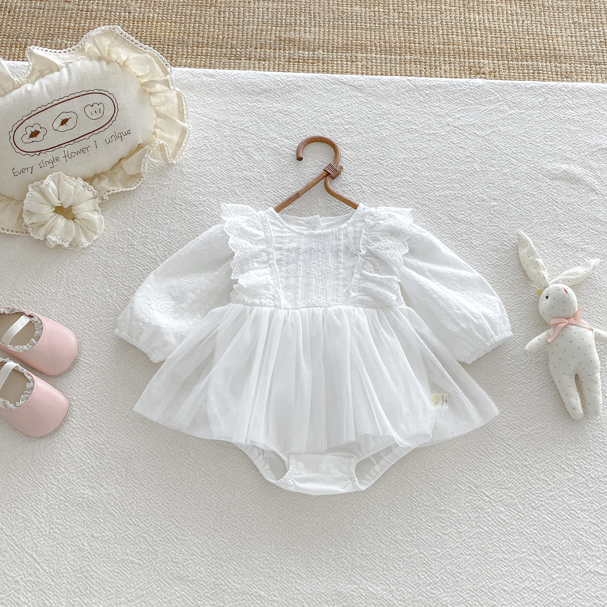 Baby One-Piece Dress for Spring and Autumn, Suitable for 100-Day-Old Girls. Long-Sleeved Princess-Style Wrap Dress