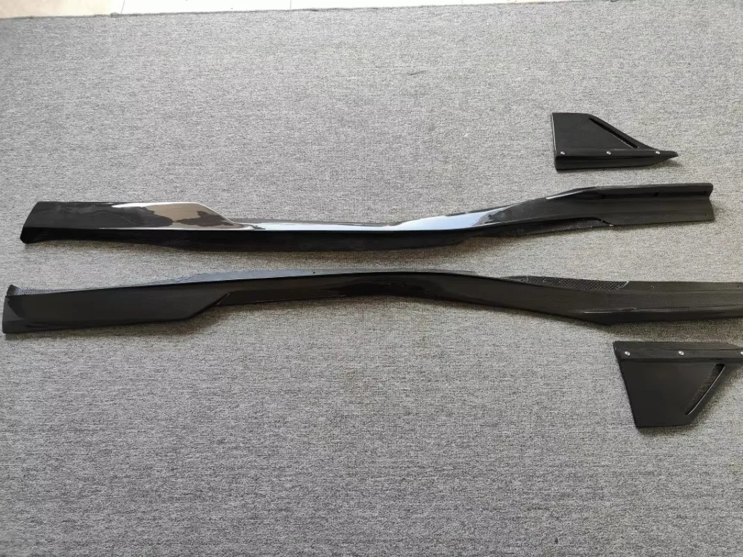 Suitable for F8 Modification Upgrade M-type Dry Carbon Fiber Side Skirt Body Kit Door Sill Lower Decorative Strip
