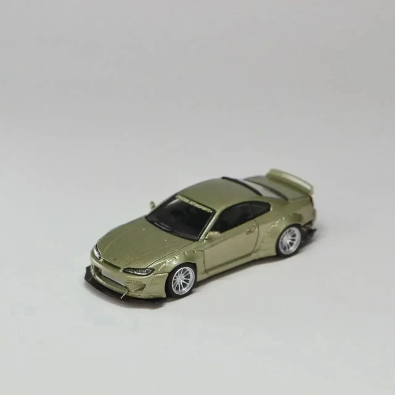 

SW 1:64 Pendam Slivia S15 Rocket Bunny Металл Зеленый Литая под давлением модель автомобиля