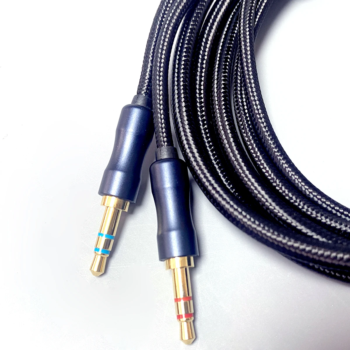 FiiO LL-4.4A Dual 3.5mm to 4.4mm Balanced Headphone Cable