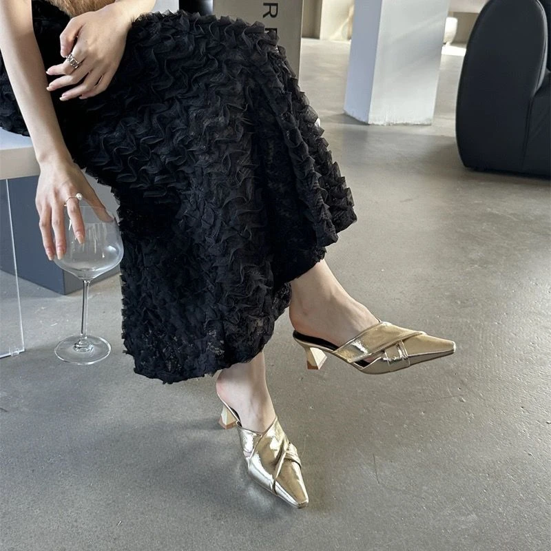 

Fashionable Solid Color Sexy and Elegant New Women's Shoes Shallow Mouth Breathable Comfortable Heightening Slippers