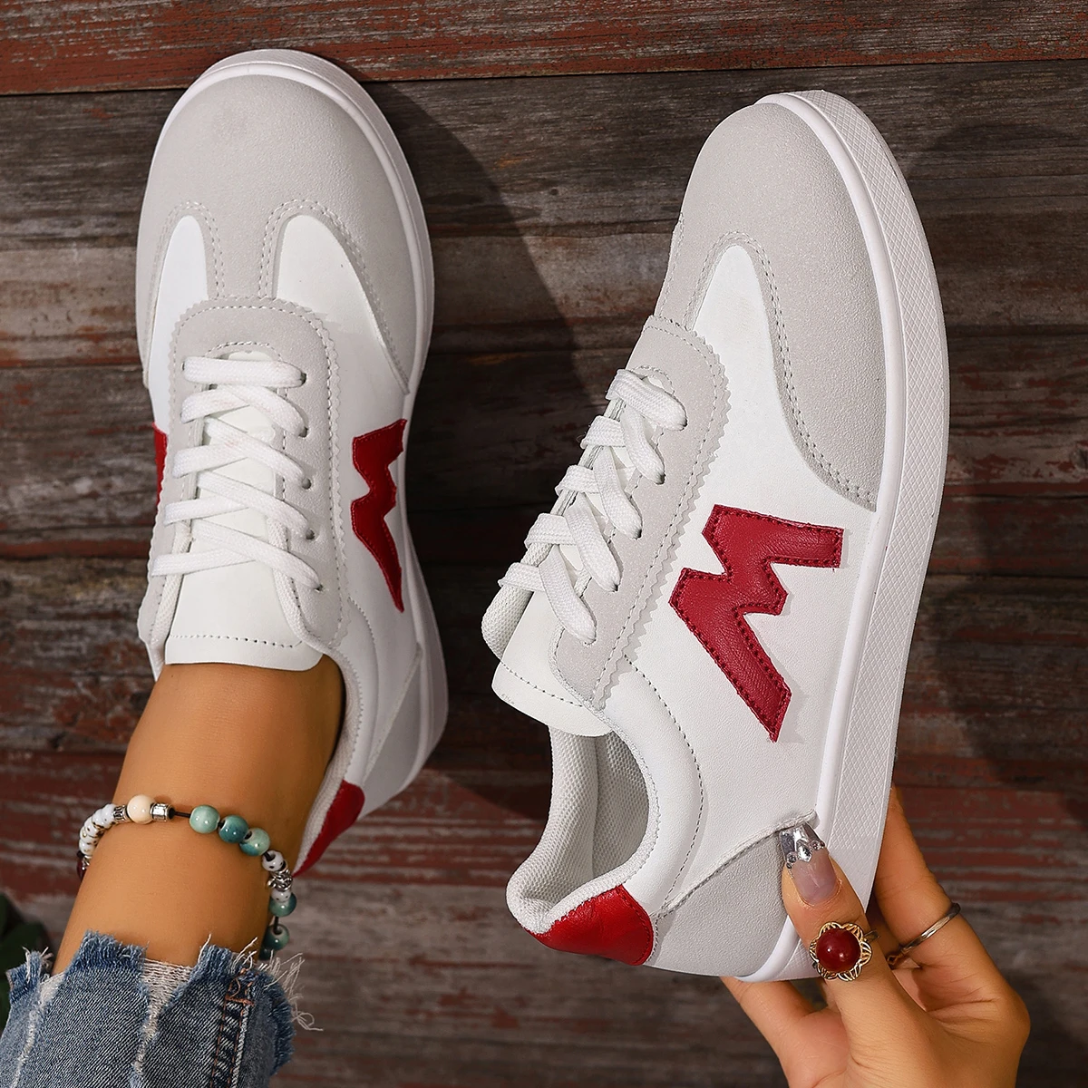 Women Designer Sneakers Round Head Deep Mouth Light Sneakers Versatile Breathable Cross Lace Casual Sneakers Zapatos De Mujer