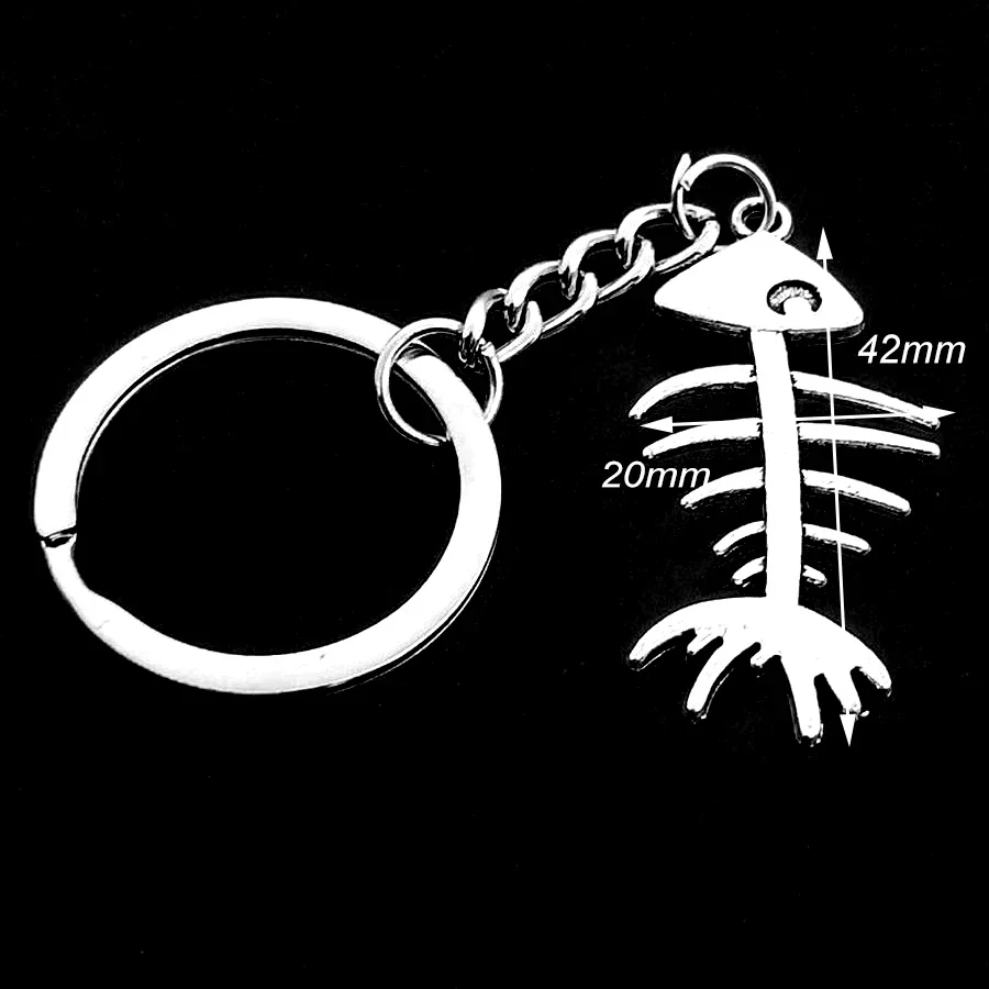 New Fashion Fish Bone Keychain Metal Fish Skeleton Bone Key Chain for Men and Women