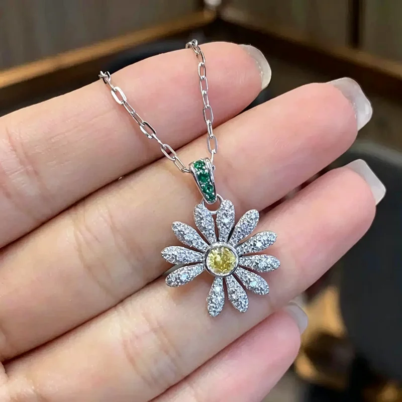 Popular Jewelry Hip Hop Rock Unisex Daisy Flower Pendant Necklace  Trendy Party Gift