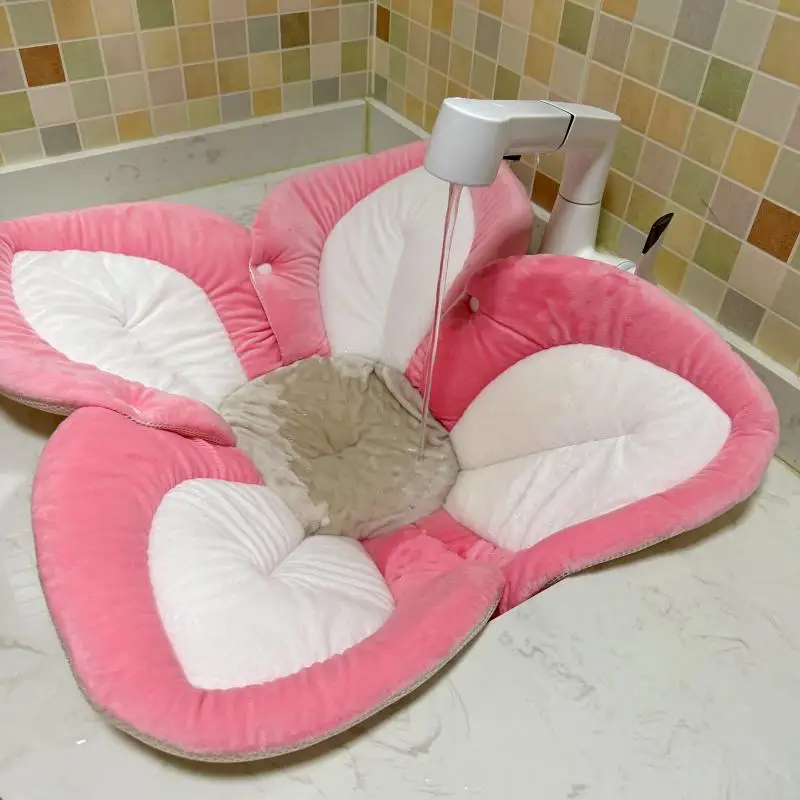 

2025 Original Newborn Four Petal Cushion Sunflower Baby Bath Mat Flower Multi functional Baby Climbing Mat