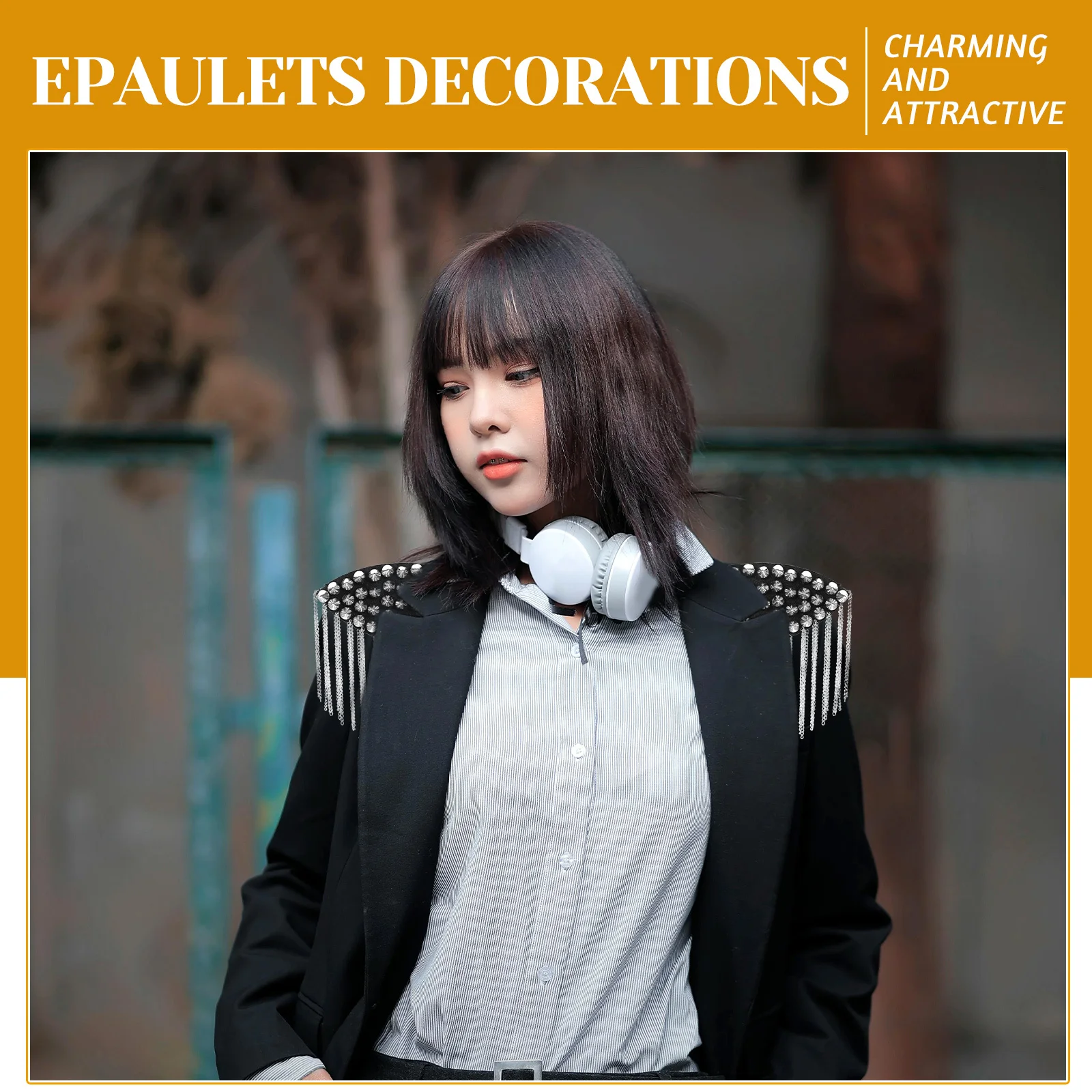

2Pcs Shoulder Epaulets Rivet Tassel Chain Badge Decorative Jewelry DIY Costumes Accessories Vintage Tassel Epaulets