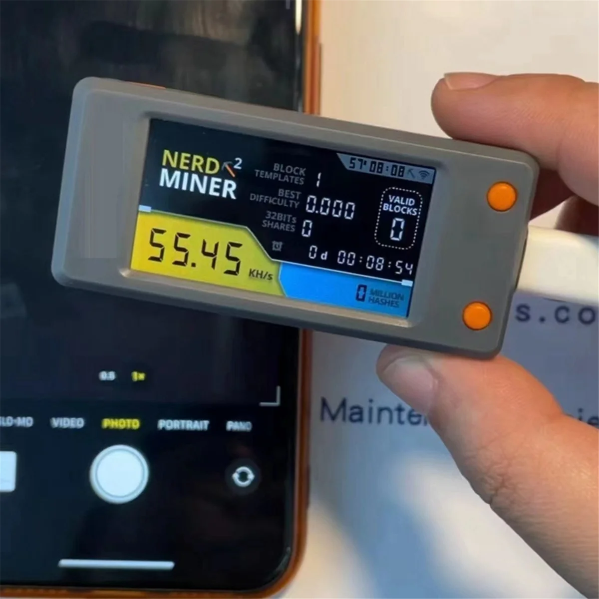 LLXA Bitcoin Nerd Miner V2.0 T-Display-S3 BTC Crypto Solo Lottery Nerdminer Miner شاشة LCD 78KH/S مع قذيفة