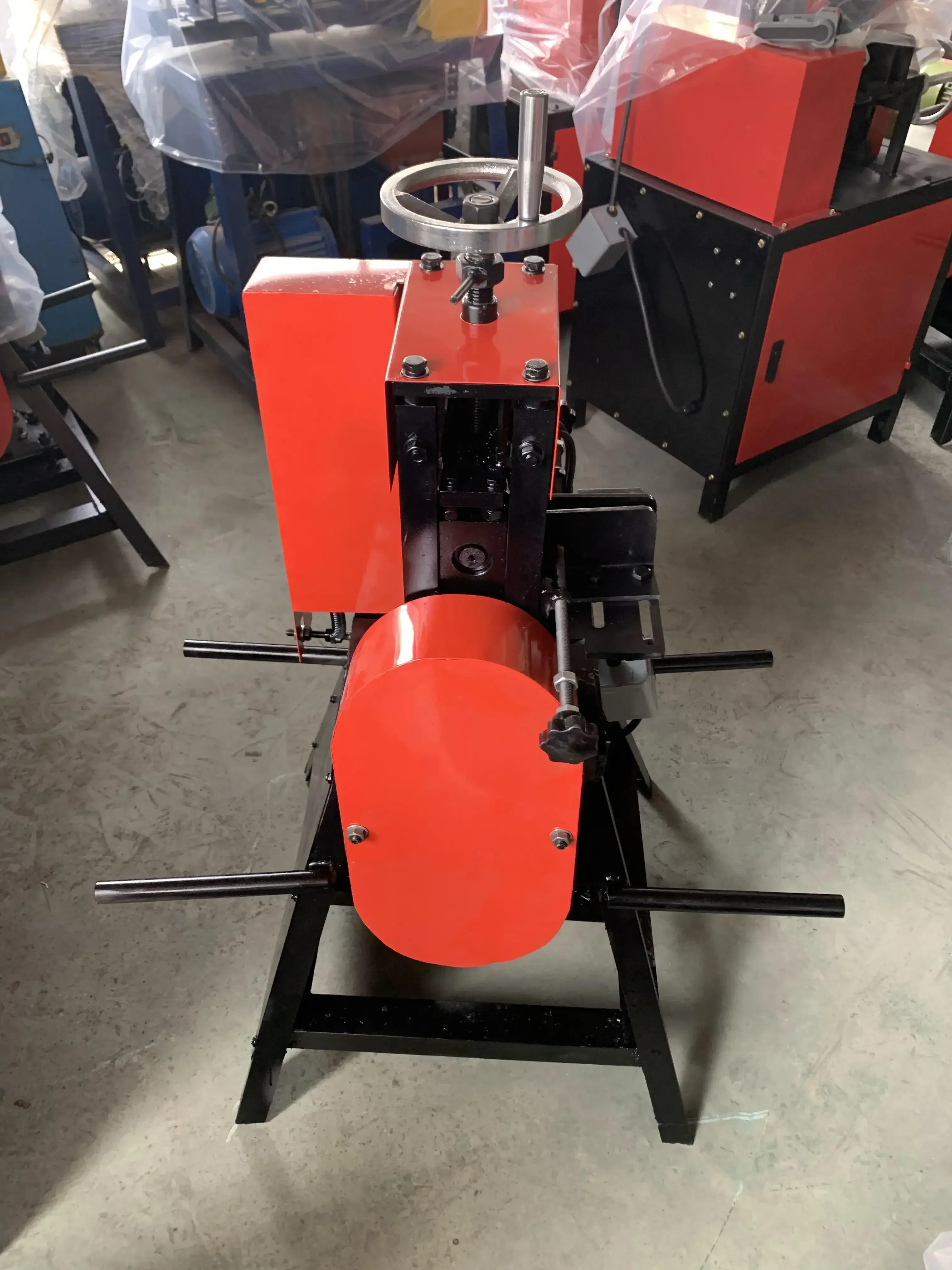 

Top Quality Hot SalesFull Automatic Electric Wire Stripper Cable Cutting Machine Copper Wire Stripping Machine V-120(30-120mm)