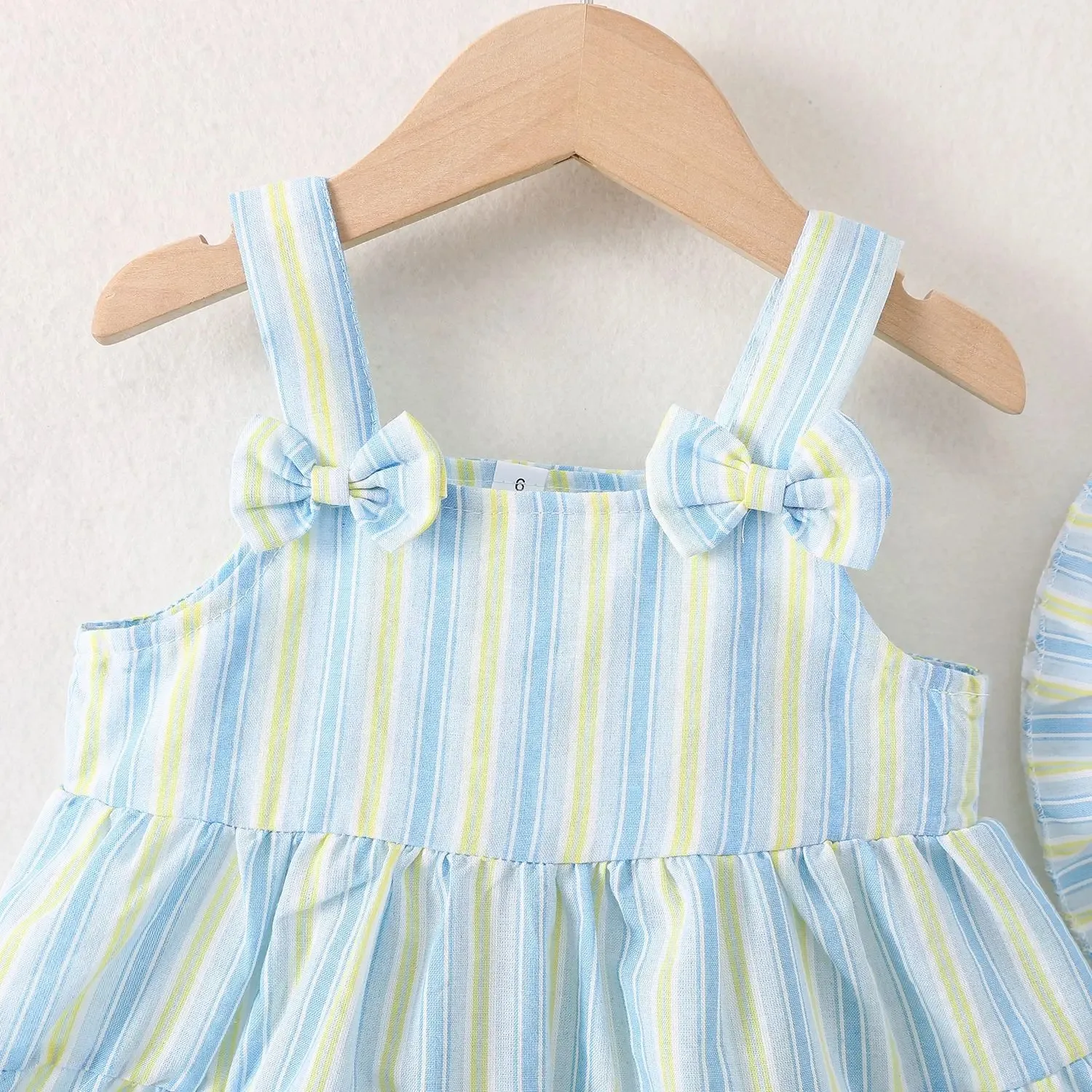 فستان أطفال صيفي بعمر 0-3 سنوات فستان بحمالات للفتيات الصغيرات فستان أنيق مخطط للحفلات فستان الأميرة + قبعة ملابس أطفال