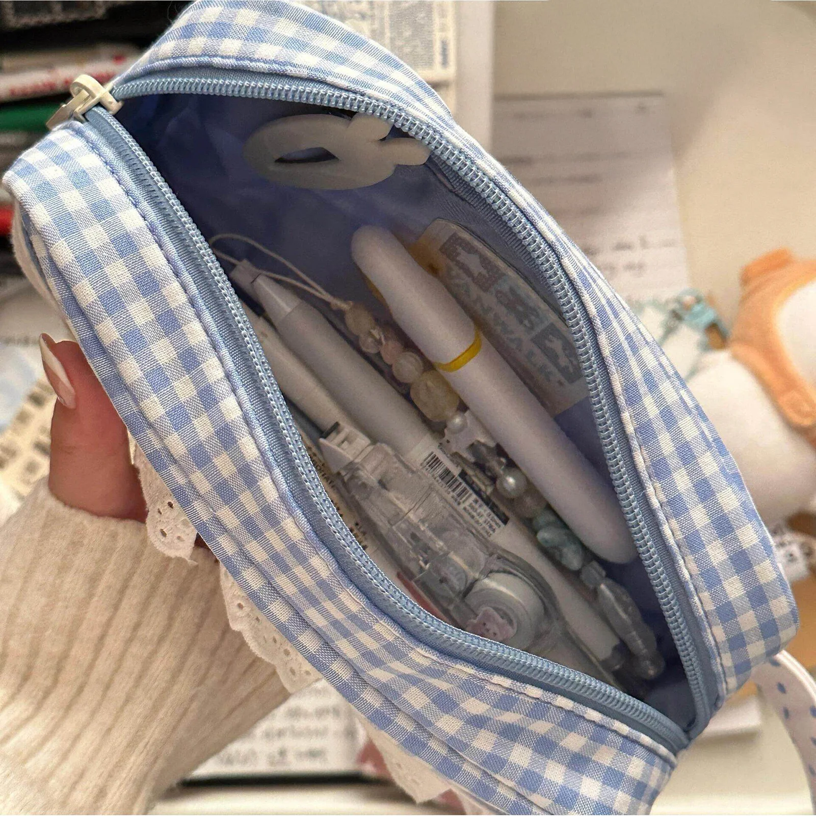 Korean Style Lace Staiobery Bags Blue Plaid Polka Dot Pattern Pencil Cases Handheld Large Capacity Pen Boxes School Supplies