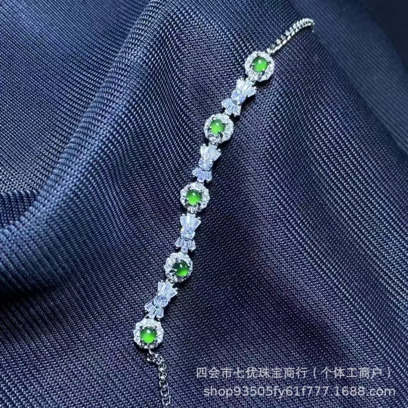 Natural Emerald Dangerous Material Spicy Green Surface S925 Silver Inlay Bracelet Light Luxury High-Grade