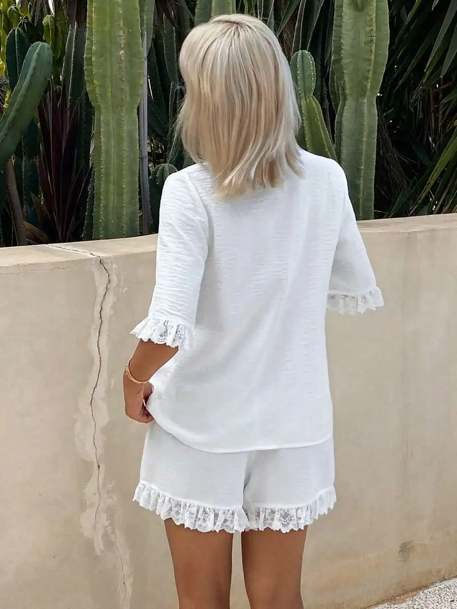 

Womens Textured Lace Trim Pajama Set With Shorts And Three-Quarter Sleeve Top