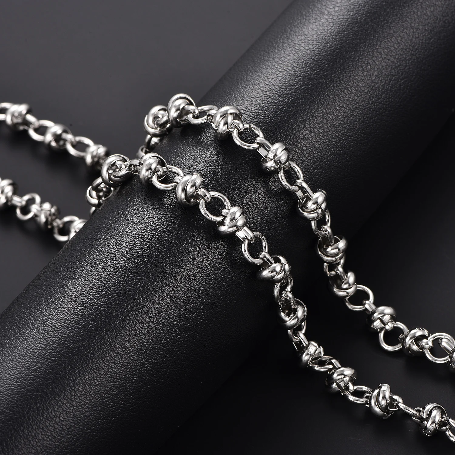 8MM Versilberte Massive Halskette aus Edelstahl, Ovale Knotenkette, Kubanische Panzerkette, Schwerer Choker, Metallschmuck für Männer und Jungen – Detail 3