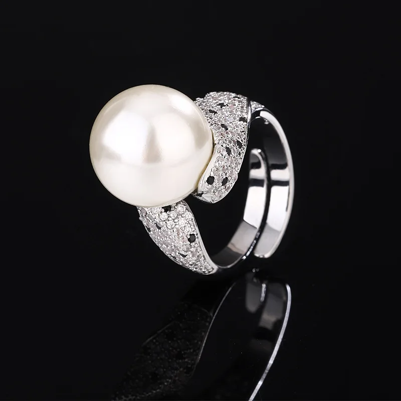 

jewelry, copper plated platinum, new with inlaid pearls, elegant and unique design ring, 14mm