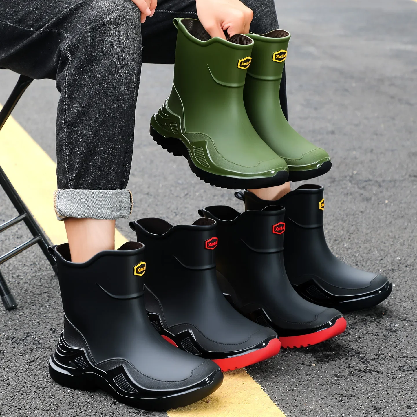 

Classic Korean Black Anti-Slip Men's Rubber Boots Short Tube Sports Style Thickened Environmental Protection Water Shoes Zapatos