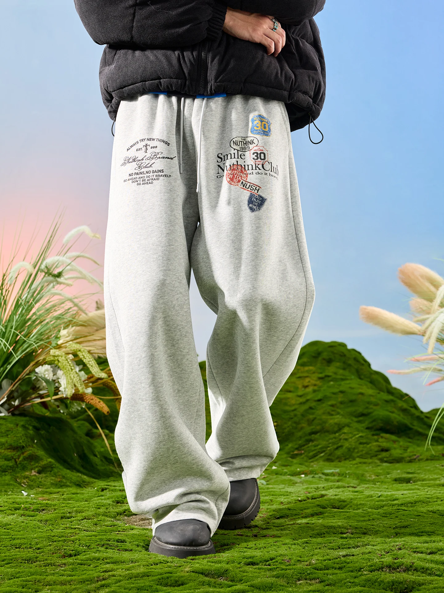 

Nuthink American Retro Wide Leg Pants Drapey Loose Fit Trousers Spring 2026 Men's Casual Faion Sweatpants Youth Trend