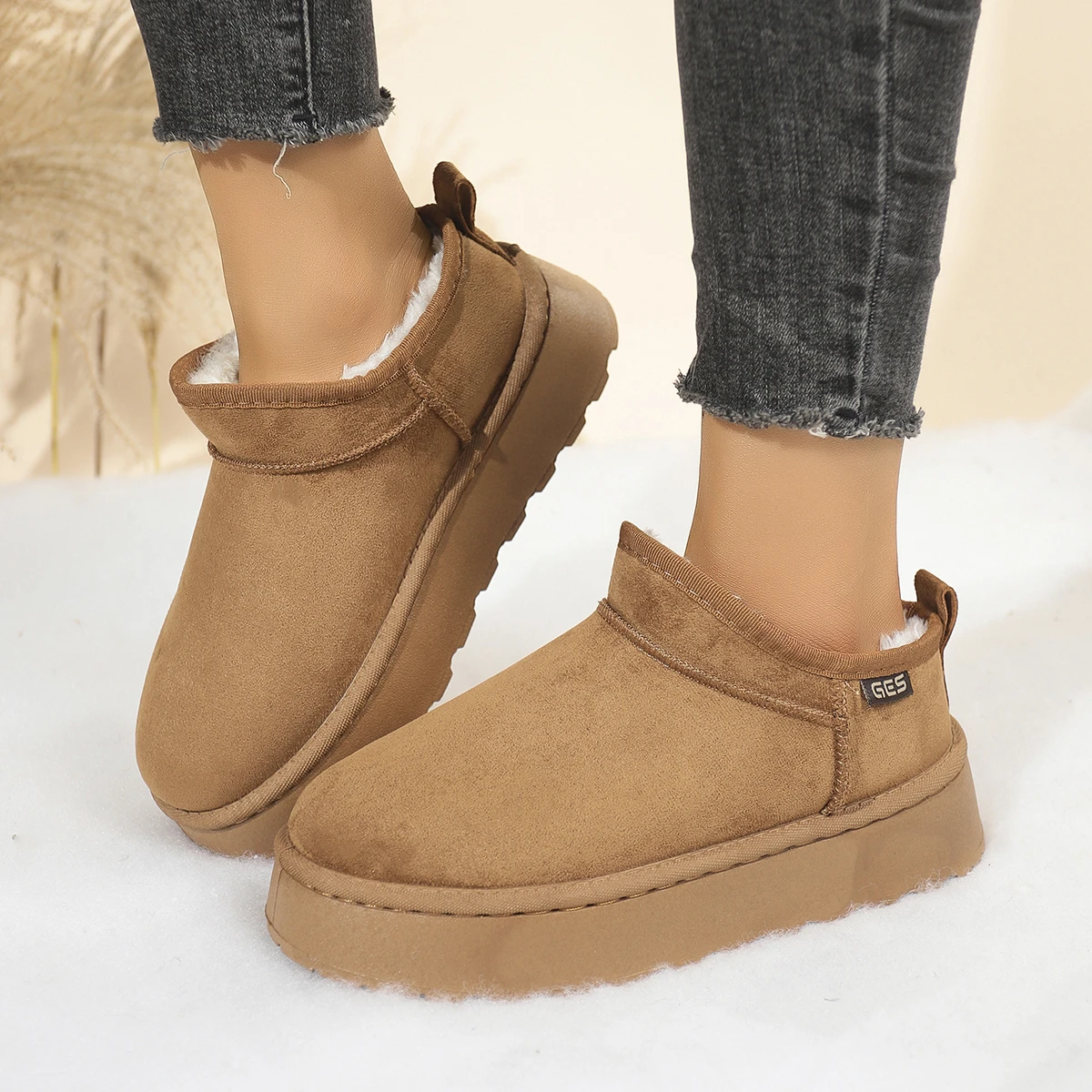 Winter Women Thermal Insulated Platform Snow Boots Faux Suede Non Slip Faux Fur Lined Casual Outdoor Daily Walking Shoes - view 4