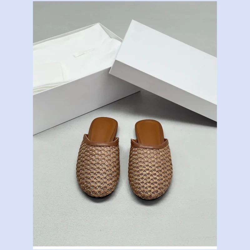 French style niche retro woven hollow out Mueller shoes for women's summer new flat bottomed toe half slippers