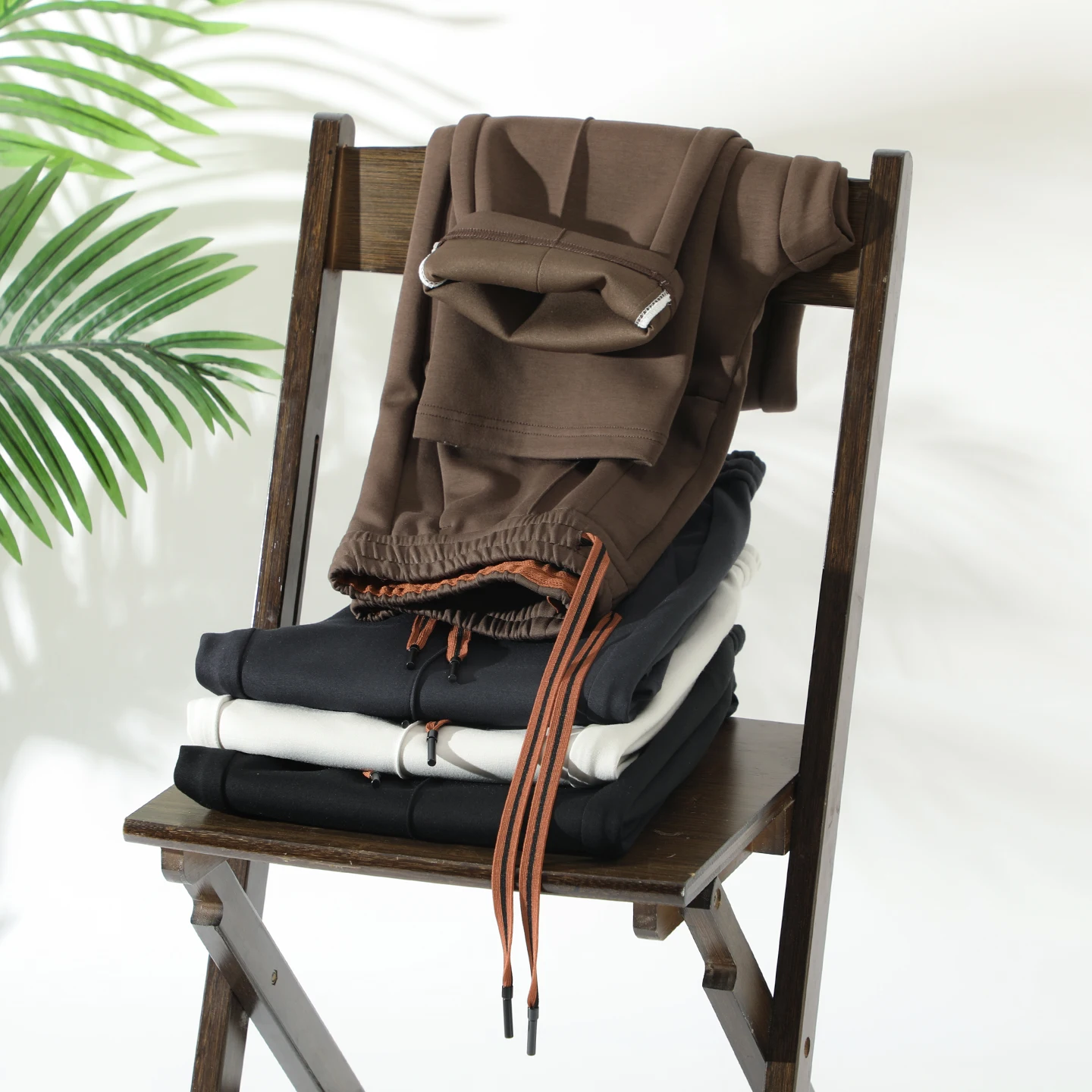 

Series Men's Spor Casual Pants Straight Leg Fit Elastic Waist Airy Cotton Liquid Ammonia Drapey Polyester Blend