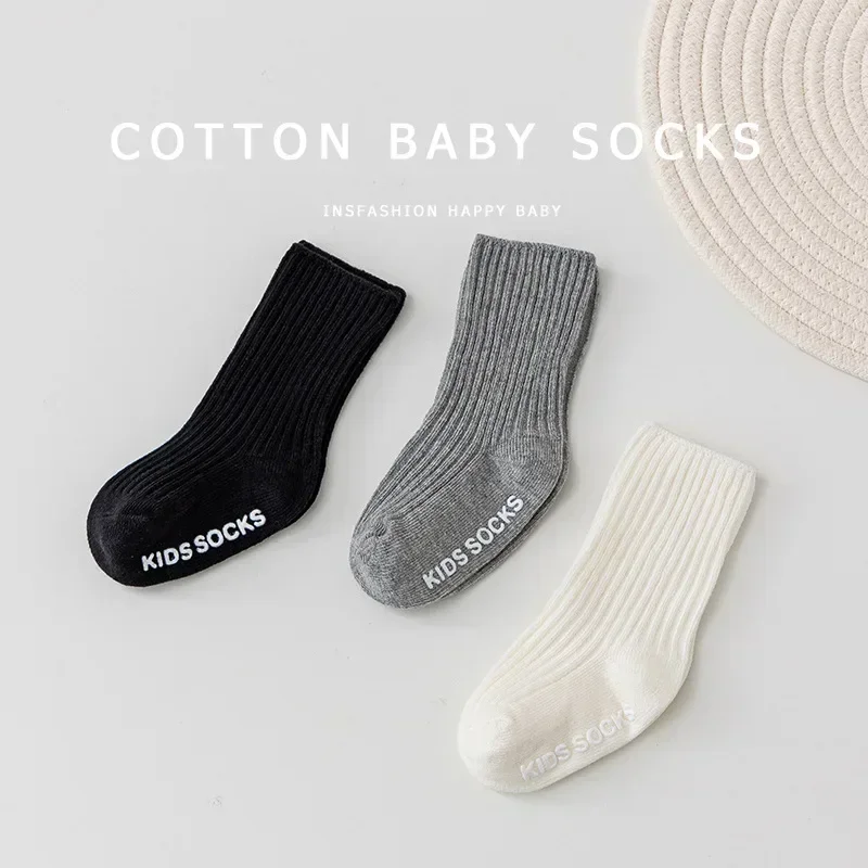 Chaussettes de sport pour bébé garçon et fille, à la mode, simple, noir, blanc, gris, document non-ald, chaussette de sol, pour les premiers pas des tout-petits