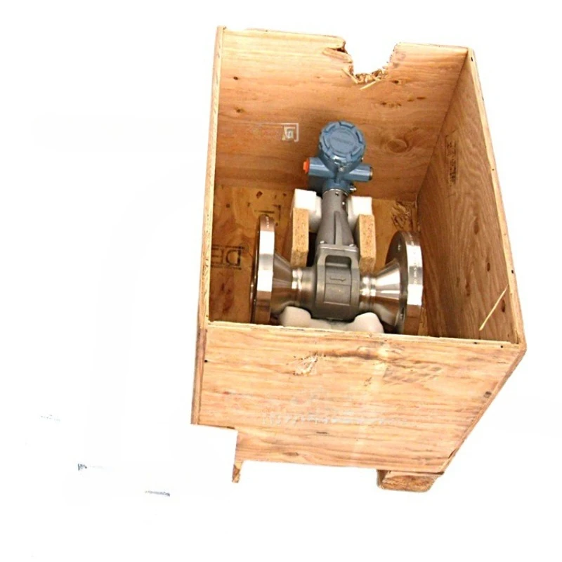 Vortex flowmeter, flange integrated