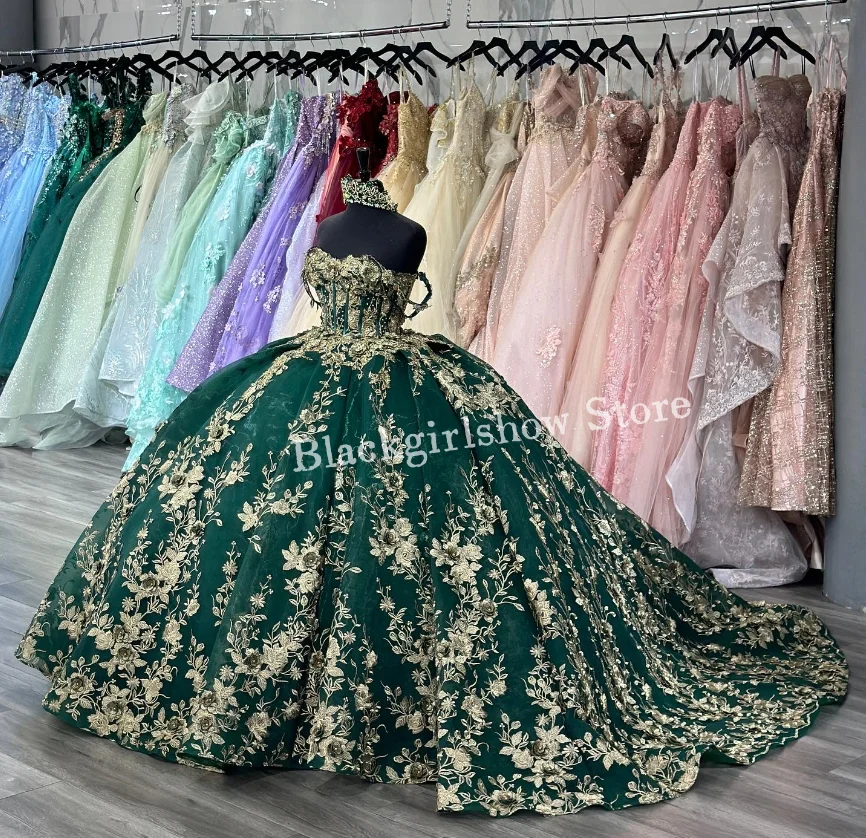 Elegante vestido de quinceañera verde esmeralda, vestido de lujo con escote en forma de corazón, apliques dorados de hueso para eventos especiales, 2024