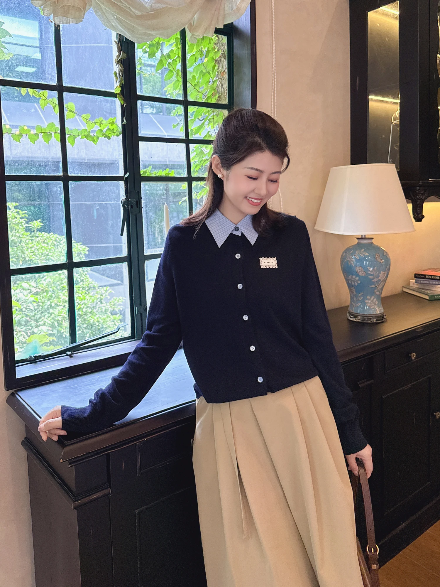 

Zillal Miu Sle Women's Casual Loose Fit Plaid irt Collar Knitted Open Cardigan Top Versatile Ele Fake Two-Piece Design