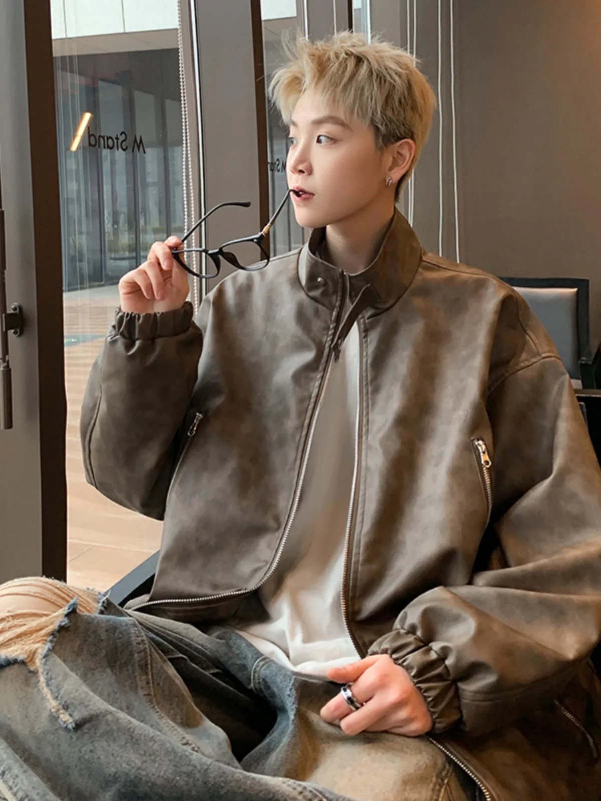 

Мужская повседневная кожаная куртка в винтажном стиле с отложным воротником, модная брендовая осенне-зимняя верхняя одежда свободного кроя с декоративной молнией, ветрозащитная