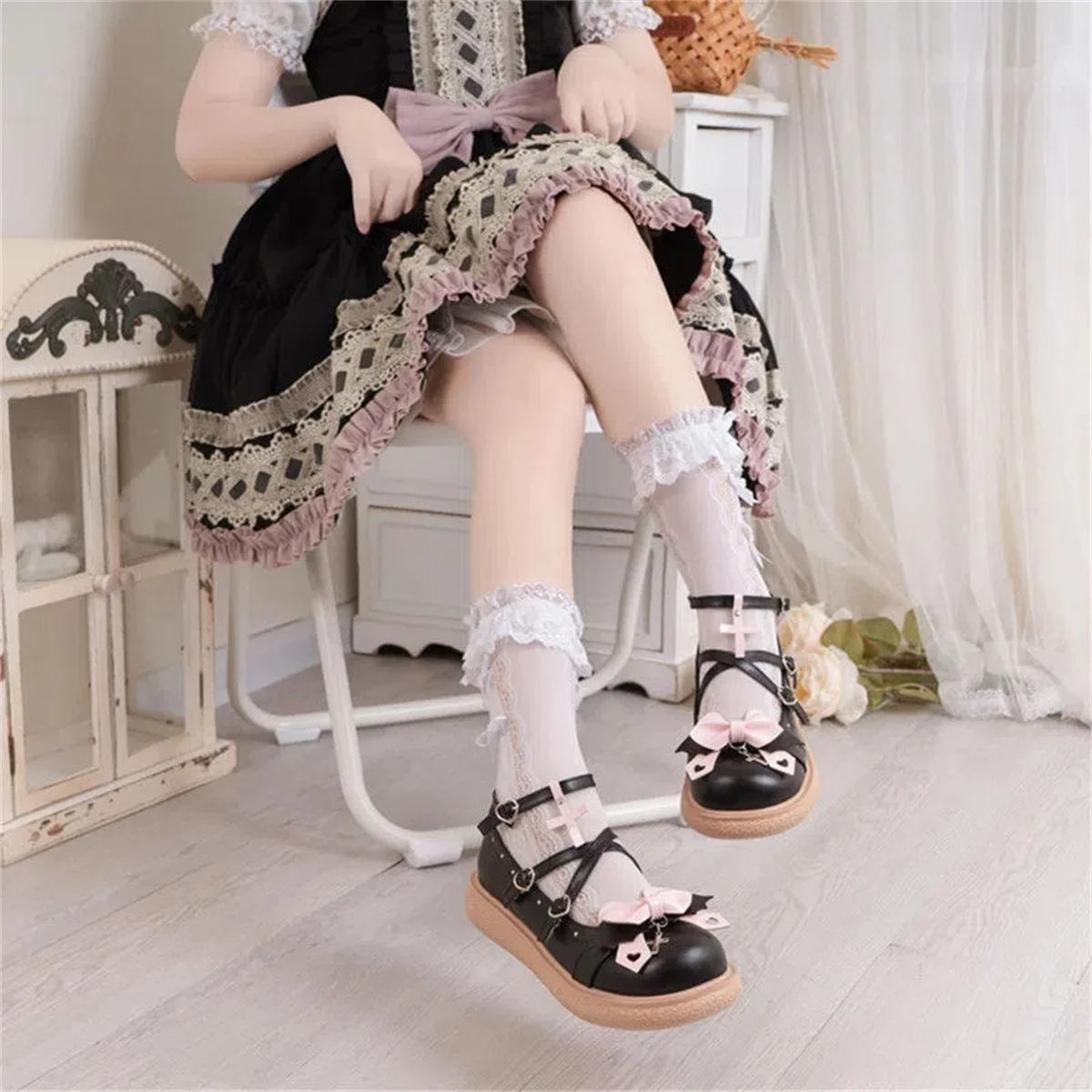 Japanese Style Shoes Jk Lolita Cosplay Victoria Sweet Girl Kawaii Round Head Bow Metal Cross Hollow Love Buckle Low Heeled Shoes