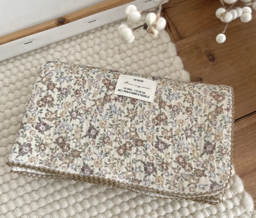 ผ้าห่อตัวเด็กอ่อน ผ้ามัสลิน ผ้ - Baby Nursery Quilts บทวิจารณ์และราคา