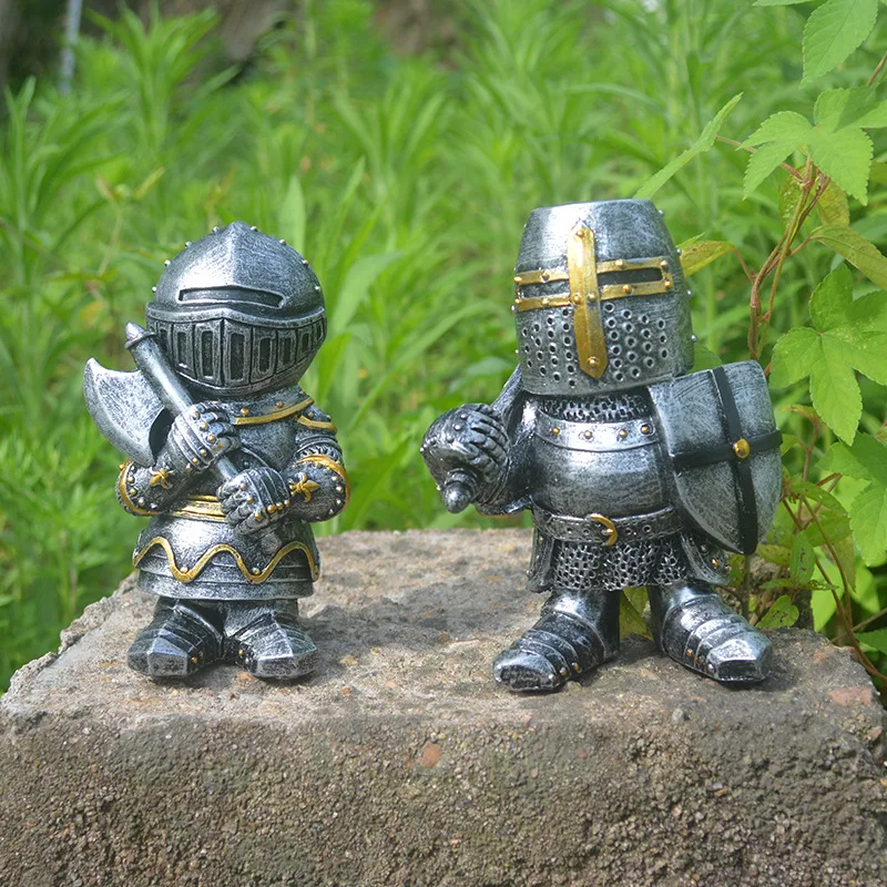 

Medieval War Resin Craft Axe Guard Gnome Knight Desktop Mini Sculpture Decorative Garden Ornament