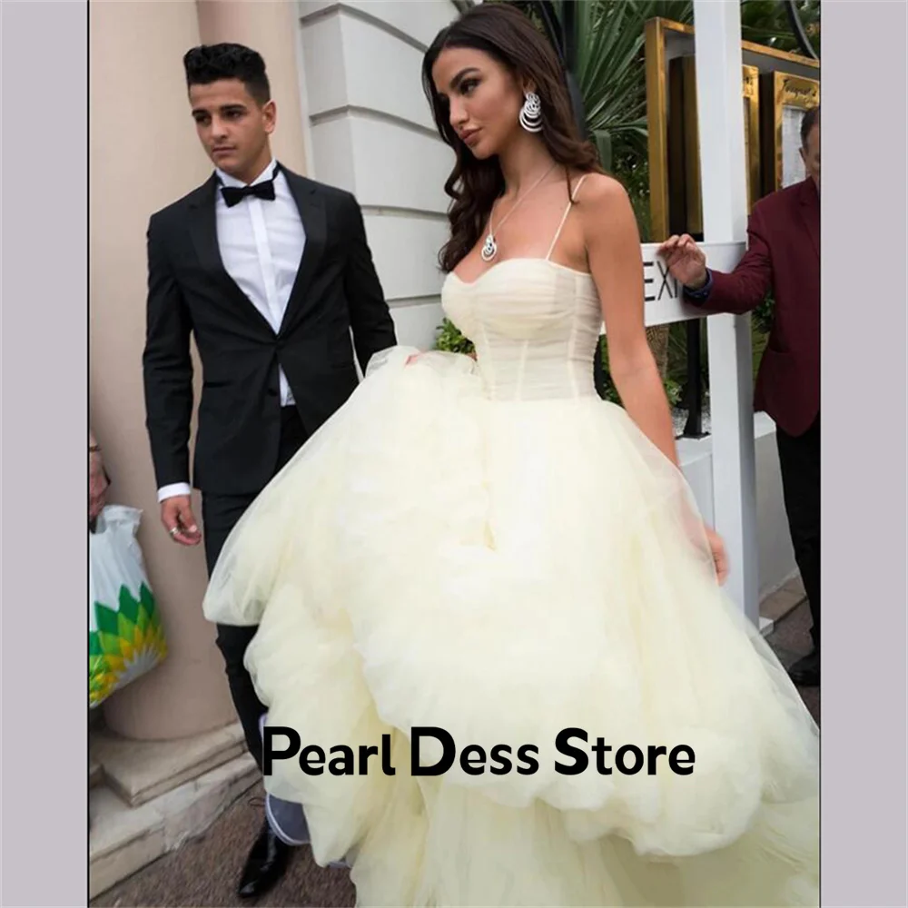 Adult Dress Prom Dress Party Dress Layered Organza 2023 Thin Shoulder Strap Light Yellow Celebrity Serenehill