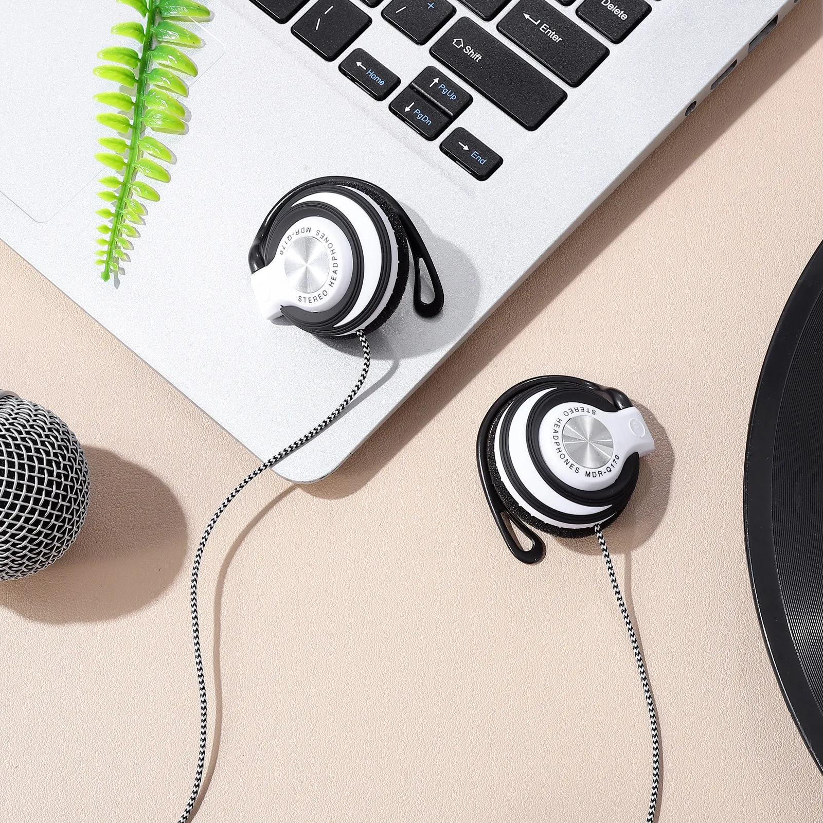 

Наушники-клипсы стерео с креплением на ухо, удобные проводные наушники-гарнитура для MP3-плееров и компьютеров, наушники-вкладыши с заушным креплением