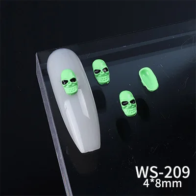 New 10pcs/Bag Halloween Alloy Spray Painted Nail Art Decoration Accessories Cute Funny Cartoon Pumpkin Skull Head Wizard Charms