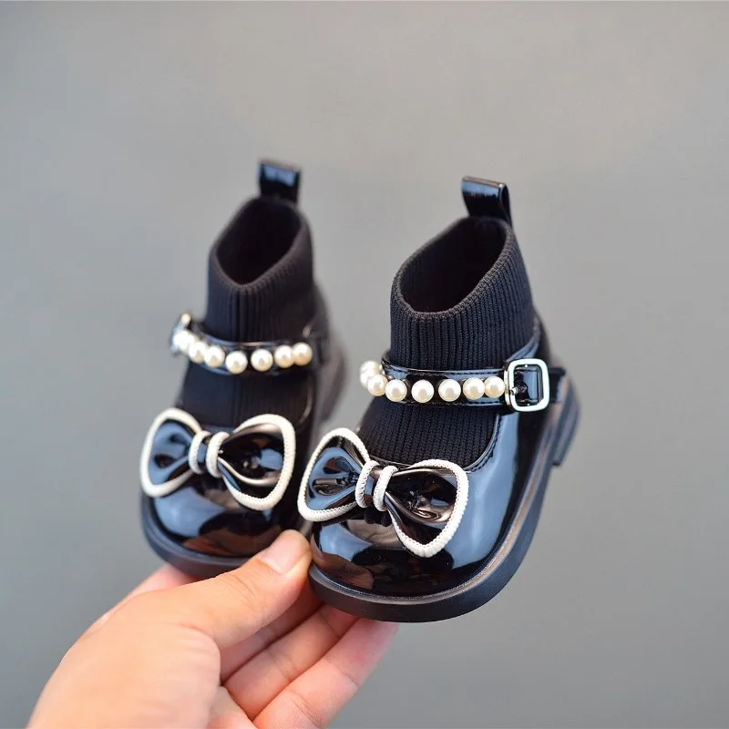 

Baby Girls' Winter Boots Faux Leather Fleece Lined Warm Snow Boots for Toddlers Little Kids Non Easy Pull On Ankle Booties