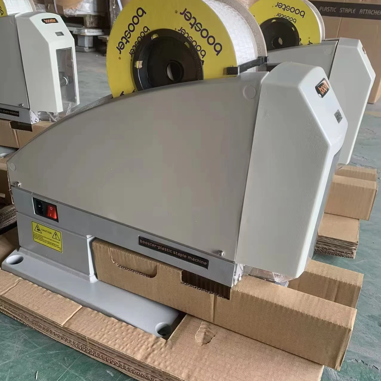 

Экологичная машина для пришивания пластиковых бирок-степлеров из стали для рулонов этикеток на одежду