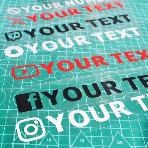 Benutzerdefinierter Text Autoaufkleber Mein Name Instagram Facebook Logo WEBSITE X YouTube Channel Snapchat Twitch Motorrad Fenster Roller Aufkleber