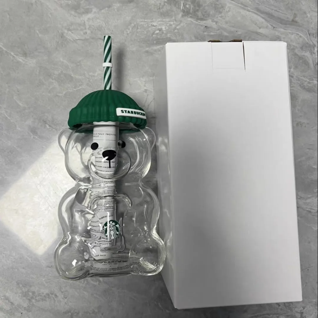

Festive Gift Bear-Shaped Tumbler | Retro Green Silicone Cover & Removable Straw | Resistant Portable Coffee Tea Cup