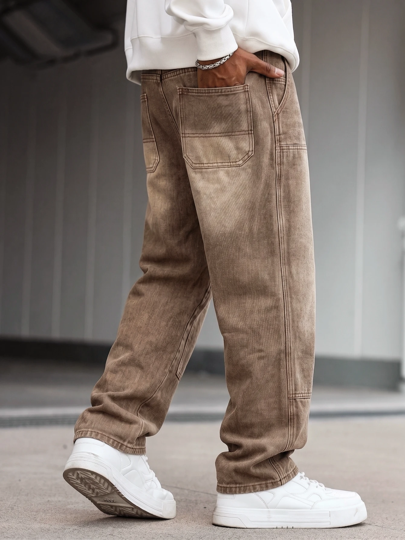 Men's Vintage Brown Washed Carpenter Jeans ，Wide-Leg Workwear Pants with Multiple Pockets