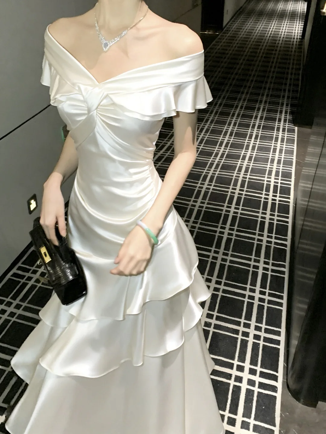 

Ele одно плечо длинное платье с фи-хвостом для женщин, вечернее платье на день рождения с высокой талией, французское платье миди, облегающее платье