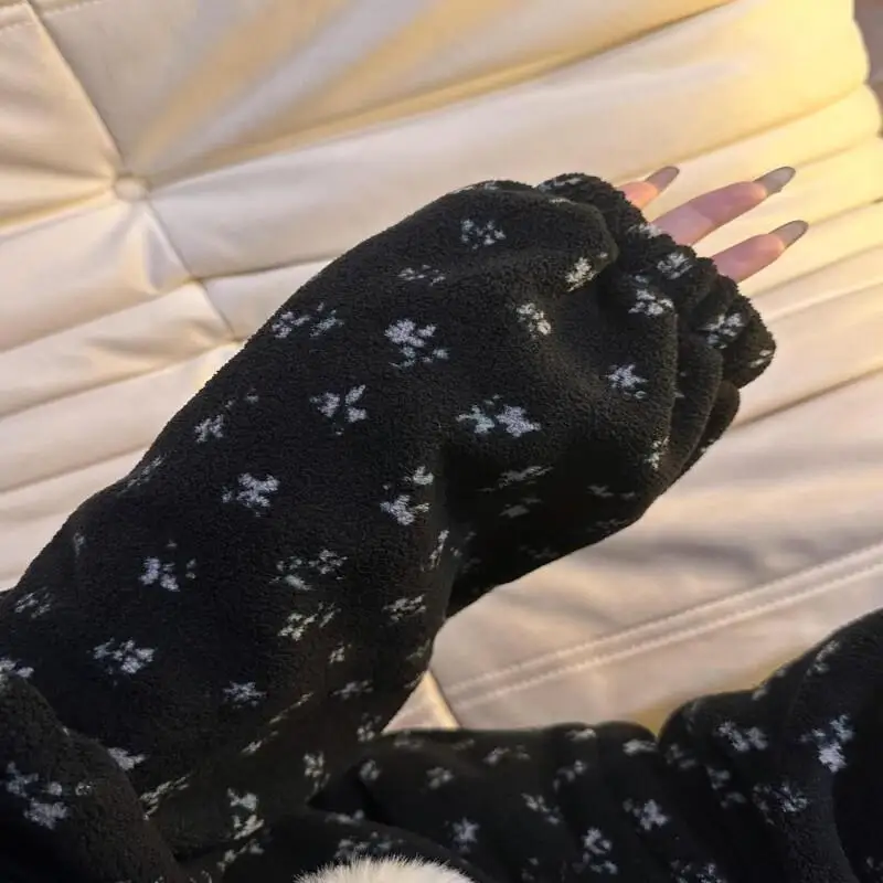 후드가 있는 파자마 세트 여성용 파자마 세트 여성용 따뜻한 겨울 파자마 패셔너블한 홈웨어, 귀엽고 부드러운 파자마 세트