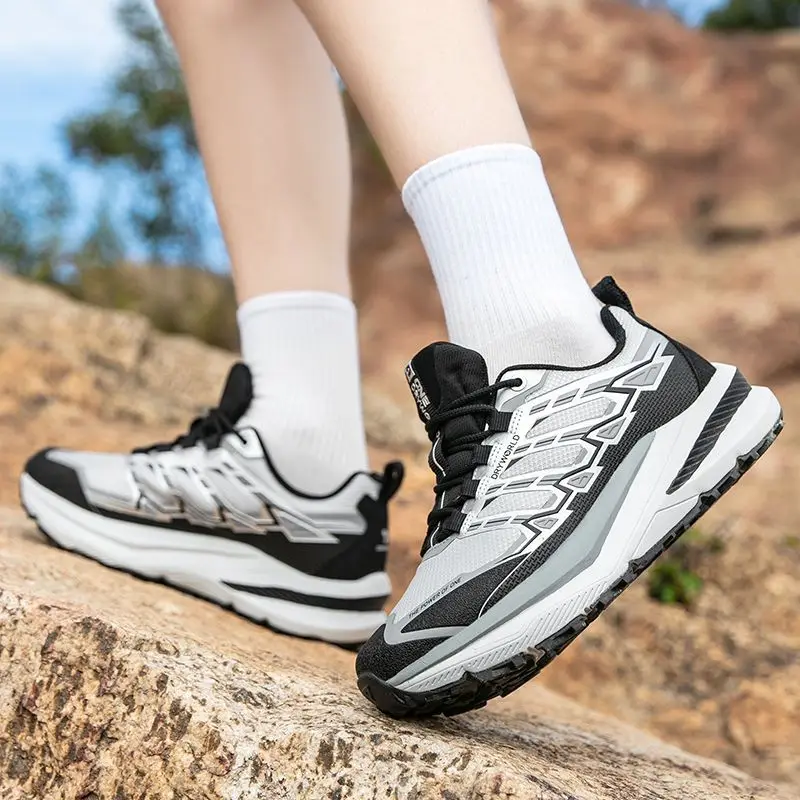 2026 Good Quality Men Hiking Shoe Outdoor Walking Shoes Mens Professional Gym Hiking Shoes Couples Comfortable Sport Sneaker Man