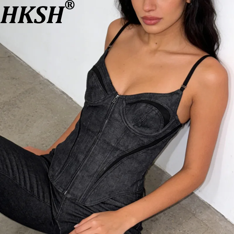 

HKSH Women Sexy Camisole V-neck Zipper Waist Cinching Slim Fit Backless Chic Retro Y2K Vest Hot Tank Top New Summer 2026 HK21129