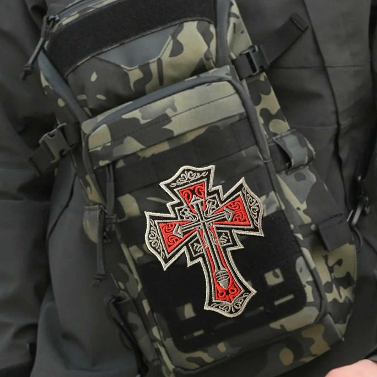 Large Knight Templar Morale Patch Delicate Embroidery Patches Decorative Stickers Hook and Loop Badge for Backpacks & Clothing