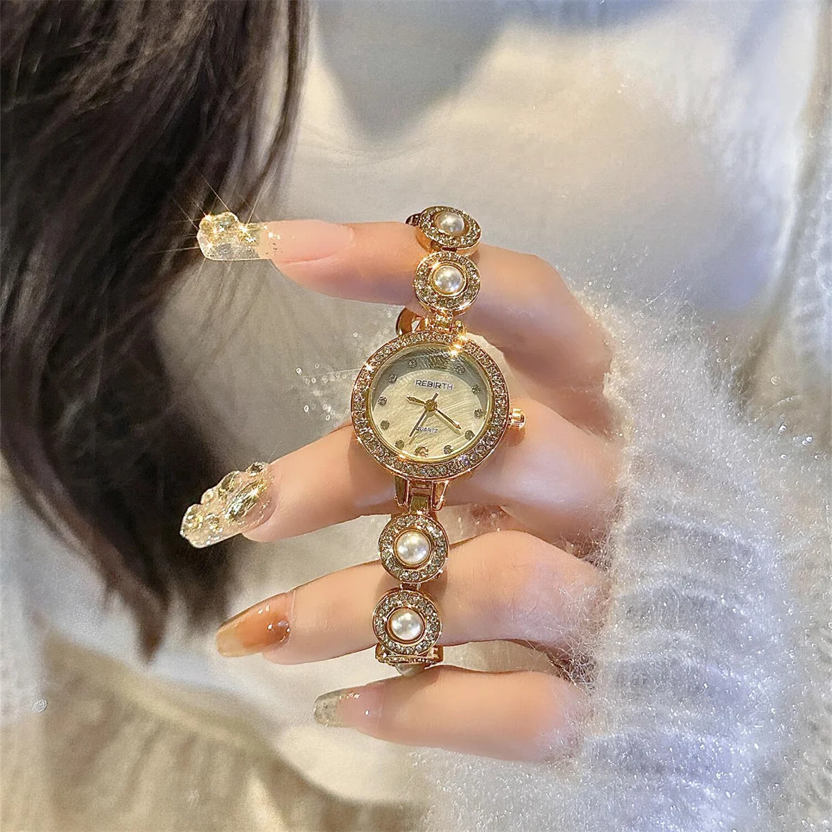 

Retro pearl bracelet watch for women light luxuryfashionquartz watch with starry sky birthday gift for women women's accessories