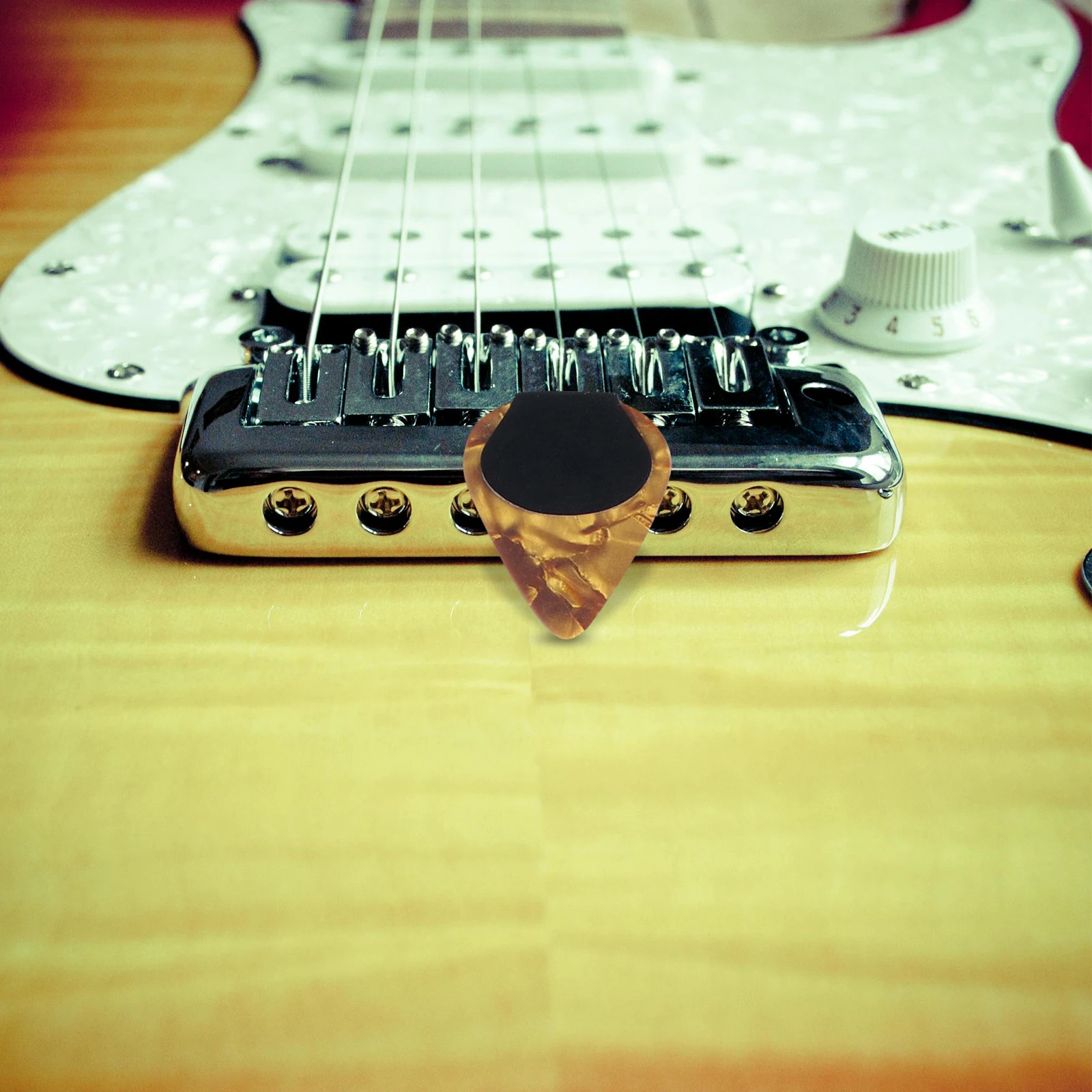 

20pcs Eva Guitar Pick Grips Non-Slip Anti-Dropping Grip Enhancer For Better Control Practical Picks Accessory Tool Gear